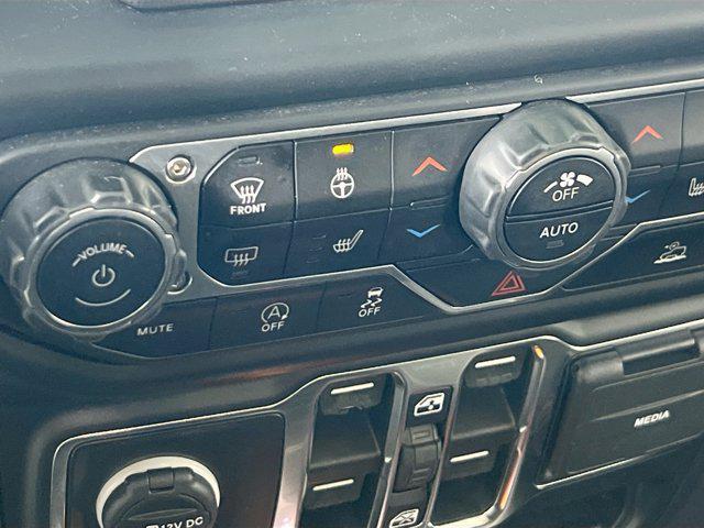 used 2022 Jeep Gladiator car, priced at $34,692