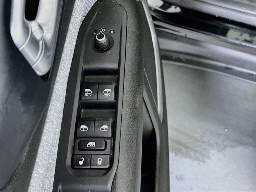used 2022 Jeep Compass car, priced at $20,017