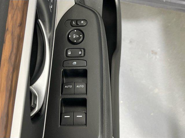 used 2022 Honda CR-V car, priced at $27,857