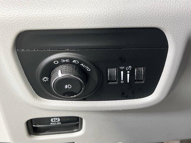 used 2023 Jeep Grand Cherokee car, priced at $37,471