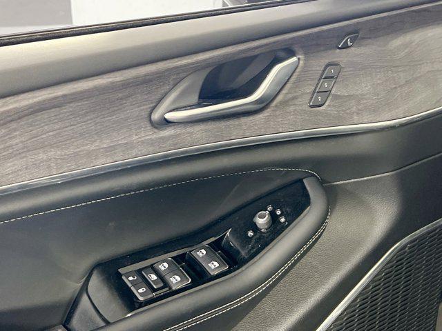 used 2023 Jeep Grand Cherokee car, priced at $38,878