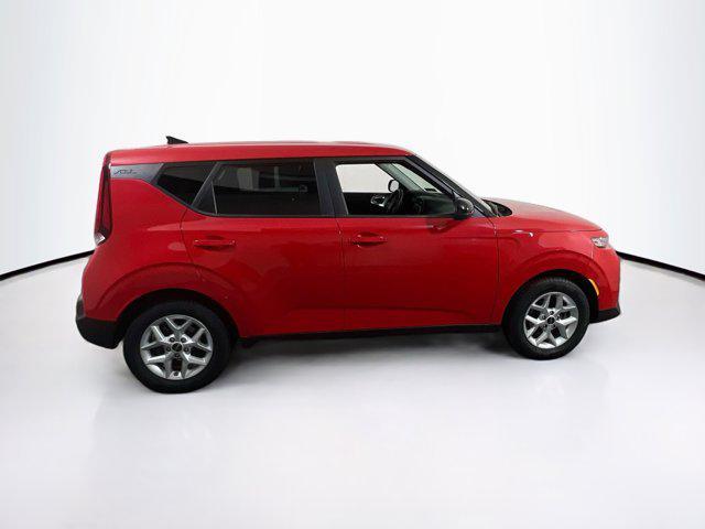 used 2022 Kia Soul car, priced at $15,716