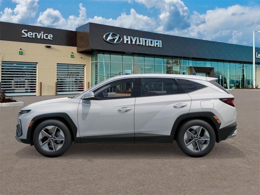 new 2026 Hyundai TUCSON Hybrid car, priced at $33,025