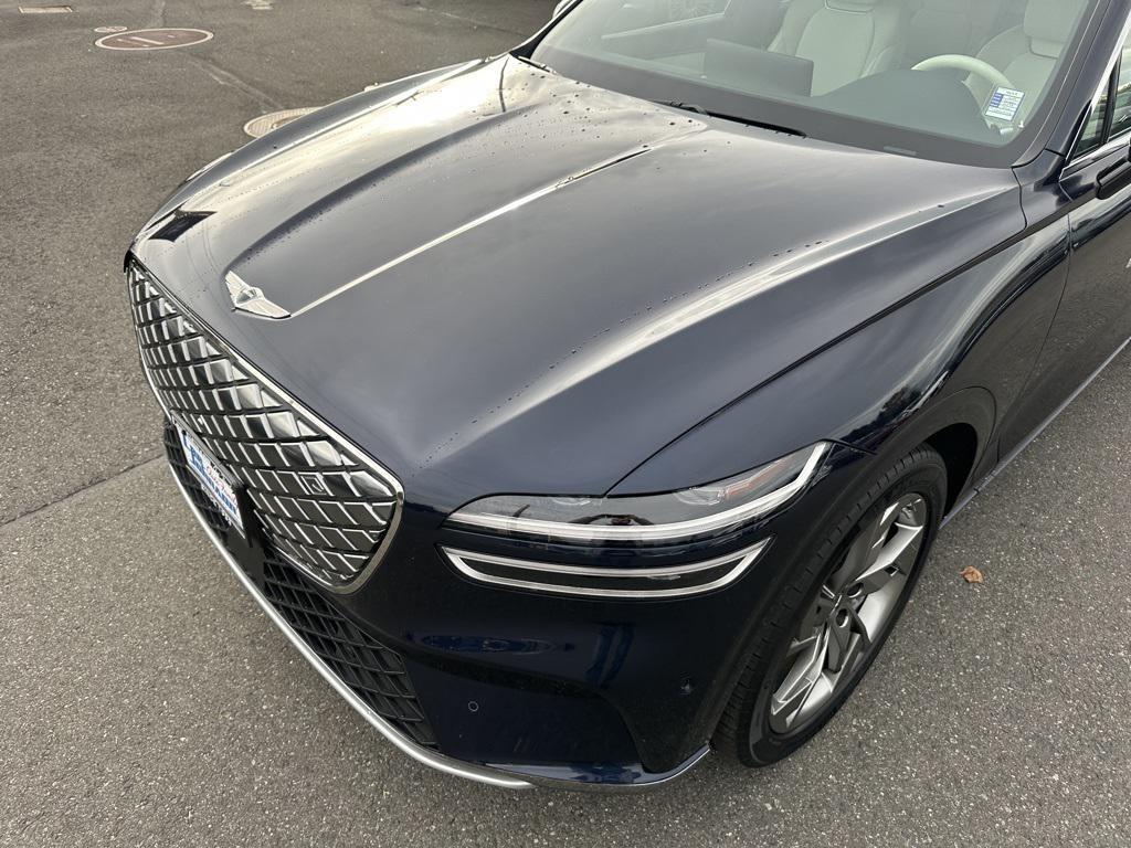 used 2025 Genesis Electrified GV70 car, priced at $49,999