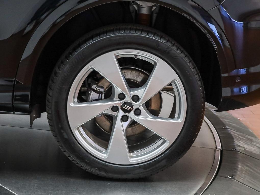 new 2025 Audi Q5 car, priced at $61,240