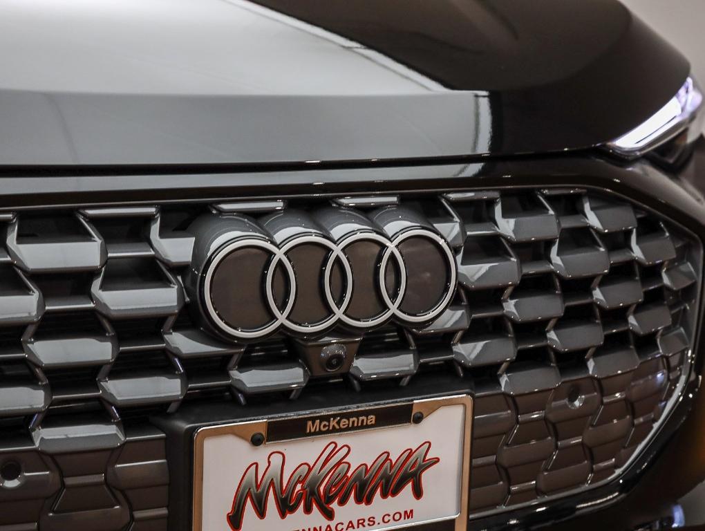 new 2025 Audi Q5 car, priced at $61,240