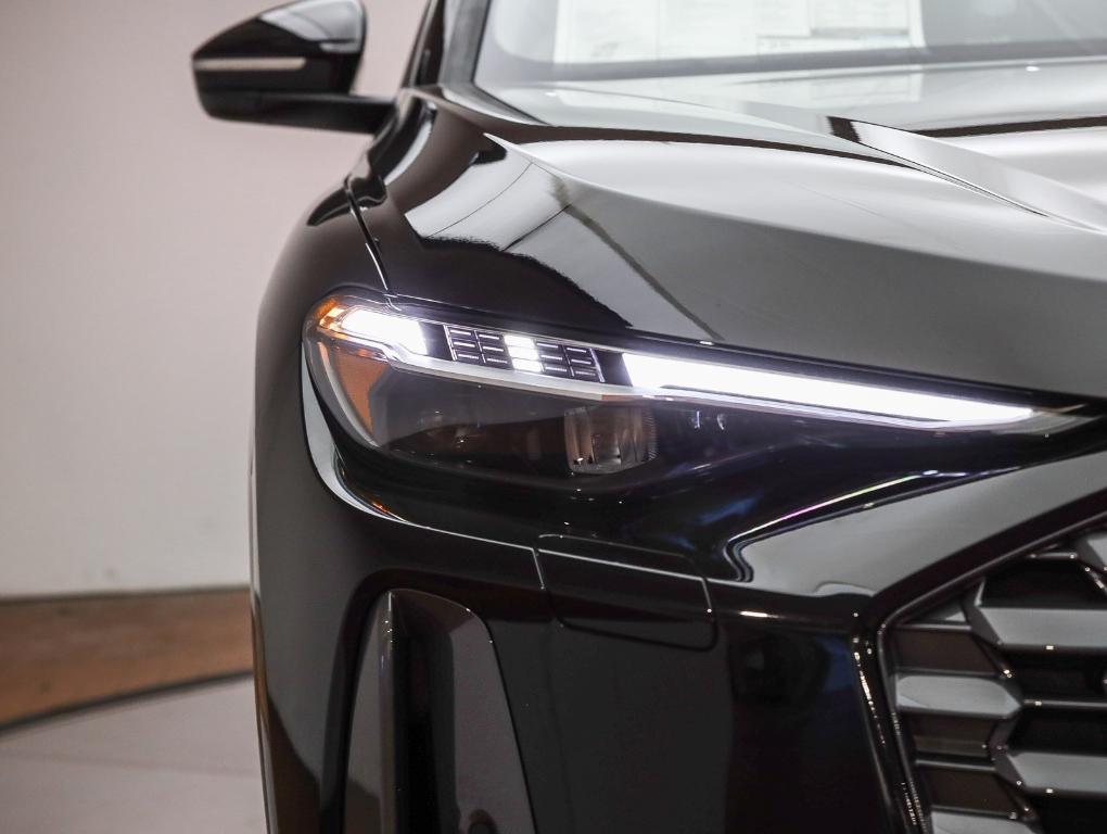 new 2025 Audi Q5 car, priced at $61,240