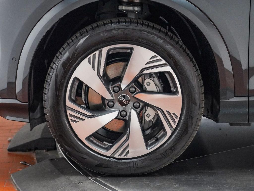 new 2025 Audi Q6 e-tron car, priced at $68,000
