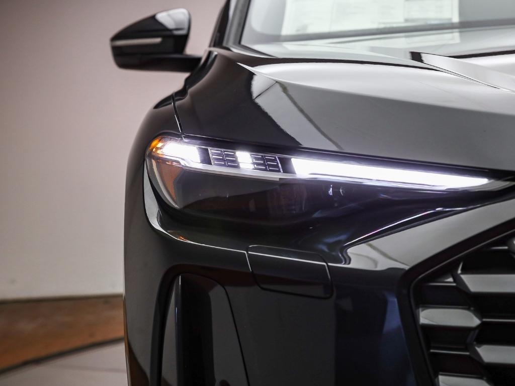 new 2025 Audi Q5 car, priced at $60,290