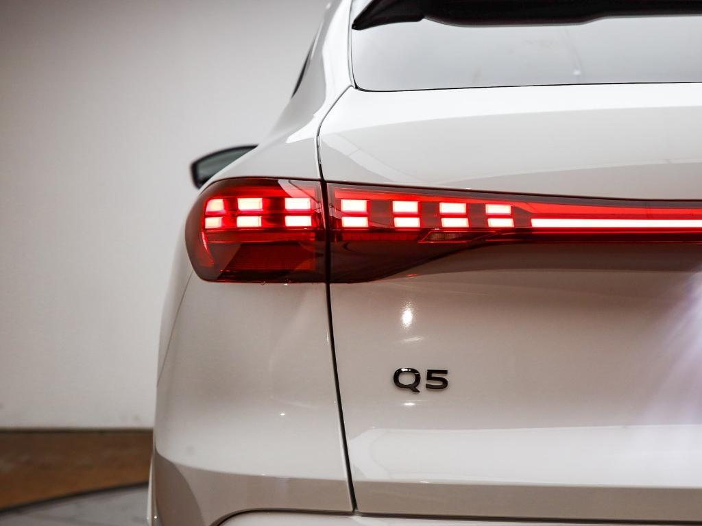 new 2025 Audi Q5 car, priced at $63,060