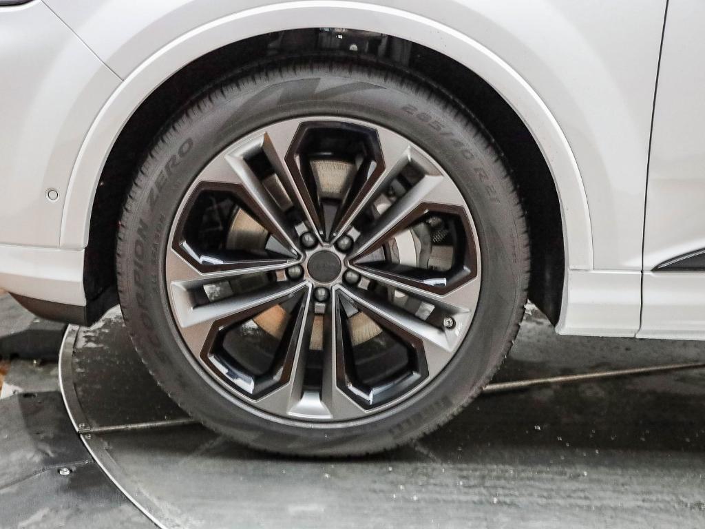 new 2026 Audi Q7 car