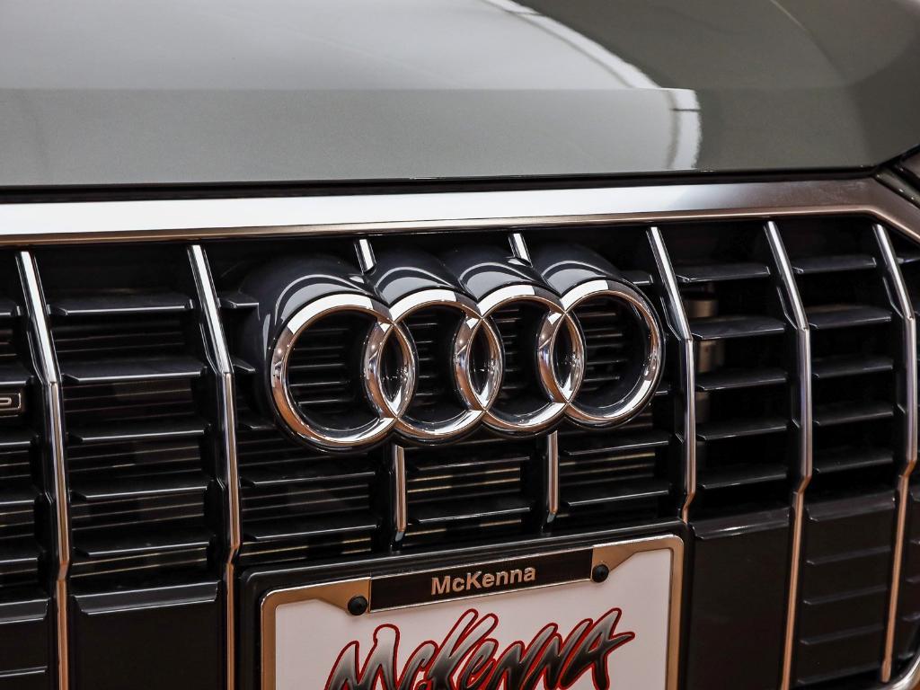 new 2025 Audi Q3 car, priced at $41,425