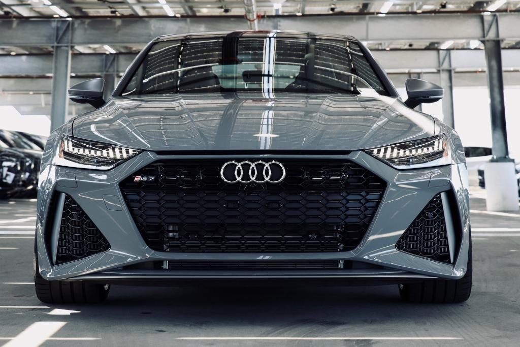 new 2026 Audi RS 7 car