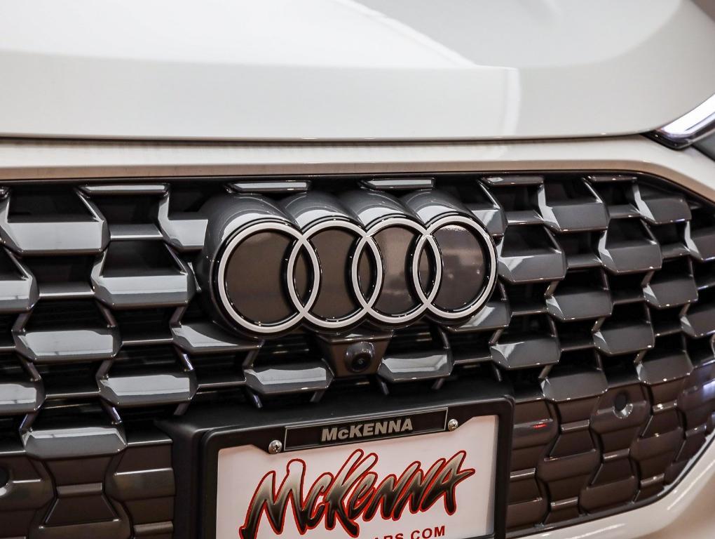 new 2025 Audi Q5 car, priced at $61,240