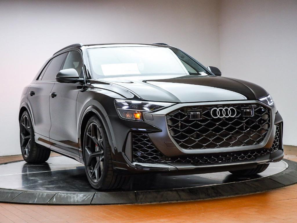 new 2025 Audi RS Q8 car, priced at $151,340