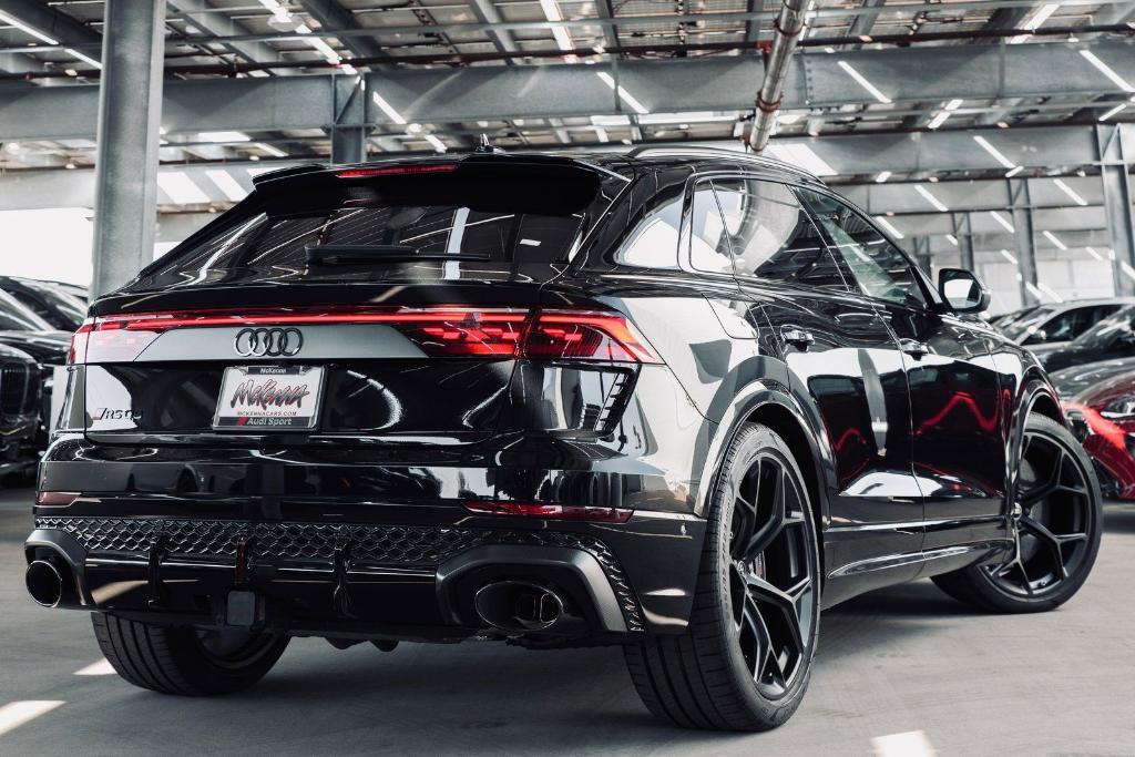 new 2025 Audi RS Q8 car, priced at $151,340