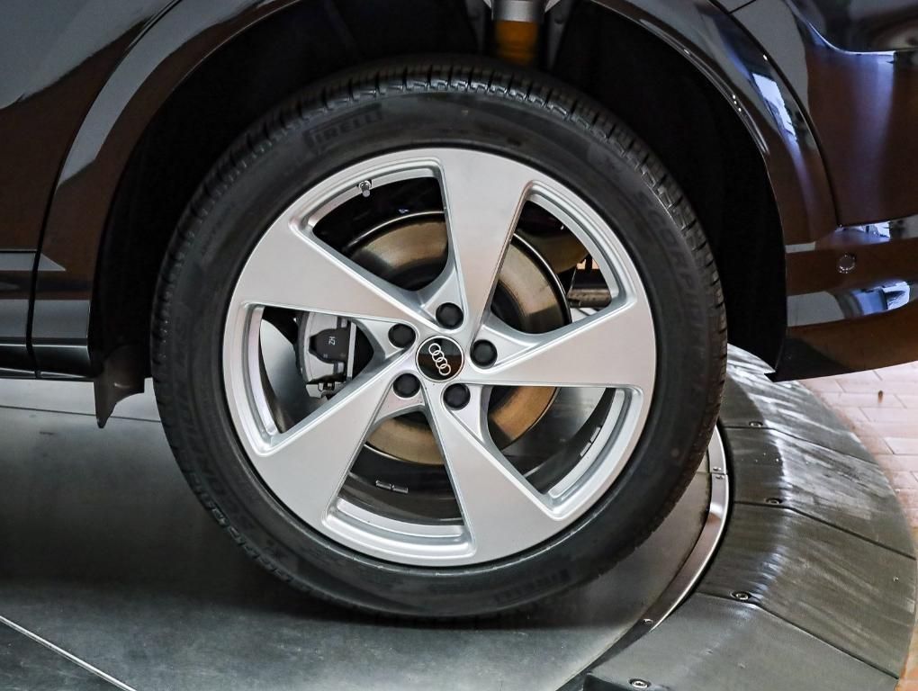 new 2025 Audi Q5 car, priced at $63,990