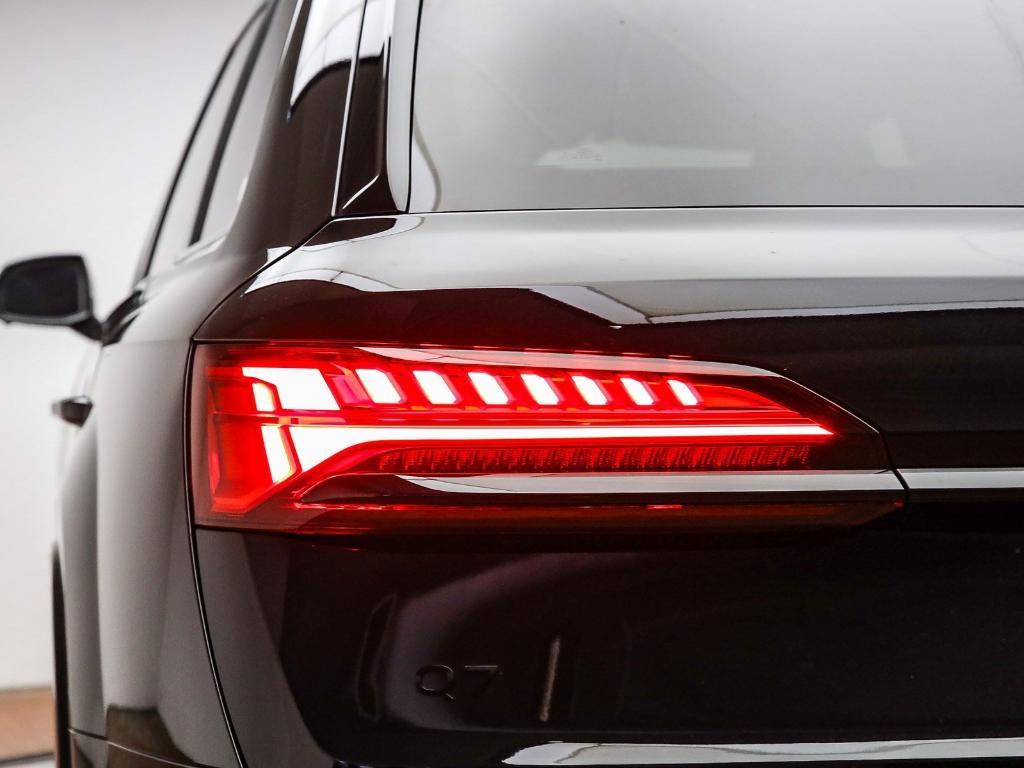 new 2026 Audi Q7 car