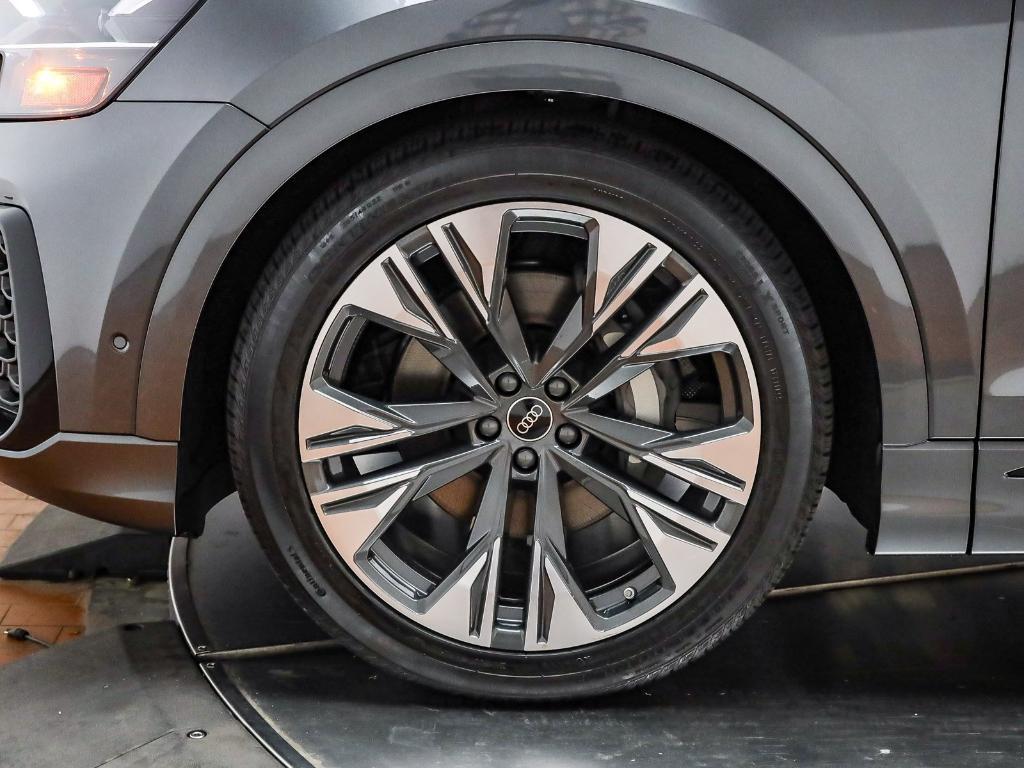 new 2026 Audi Q8 car