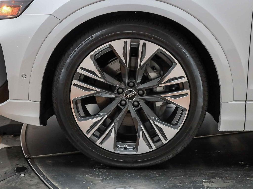 new 2026 Audi Q8 car