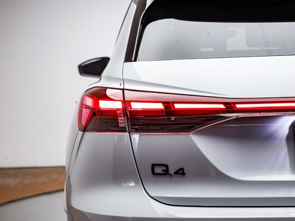 new 2026 Audi Q4 e-tron car