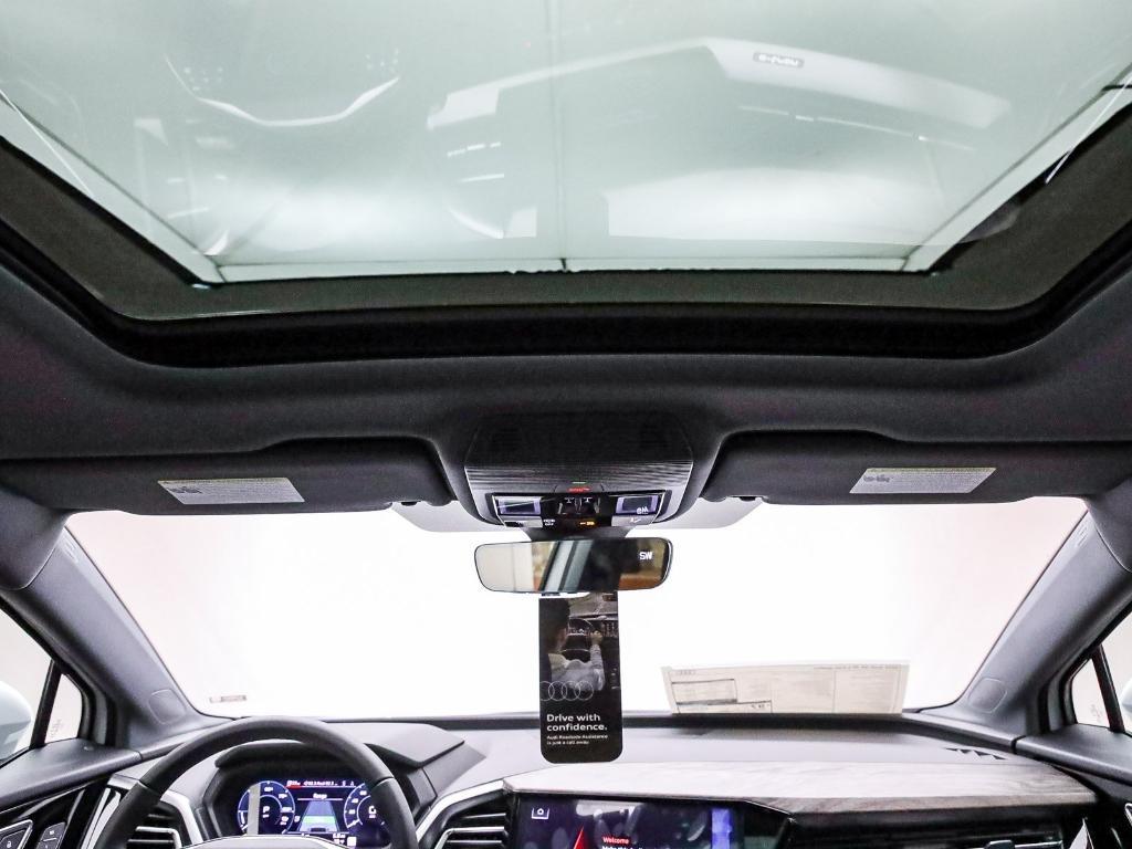 new 2026 Audi Q4 e-tron car