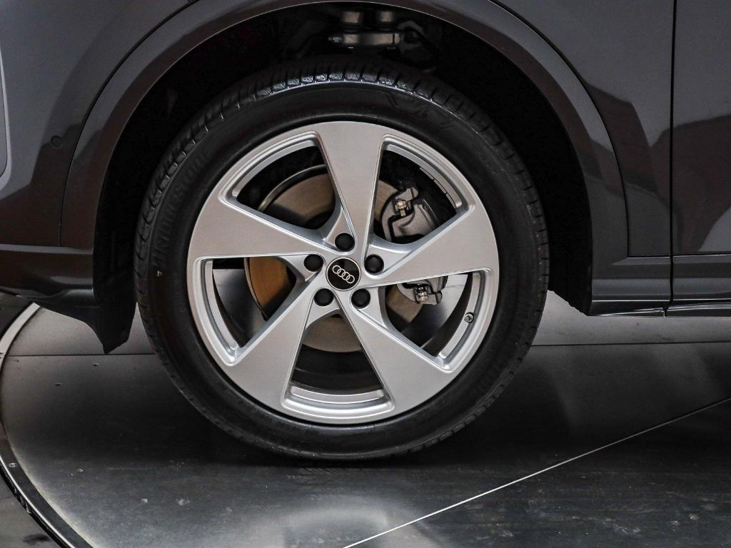new 2025 Audi Q5 car, priced at $53,730