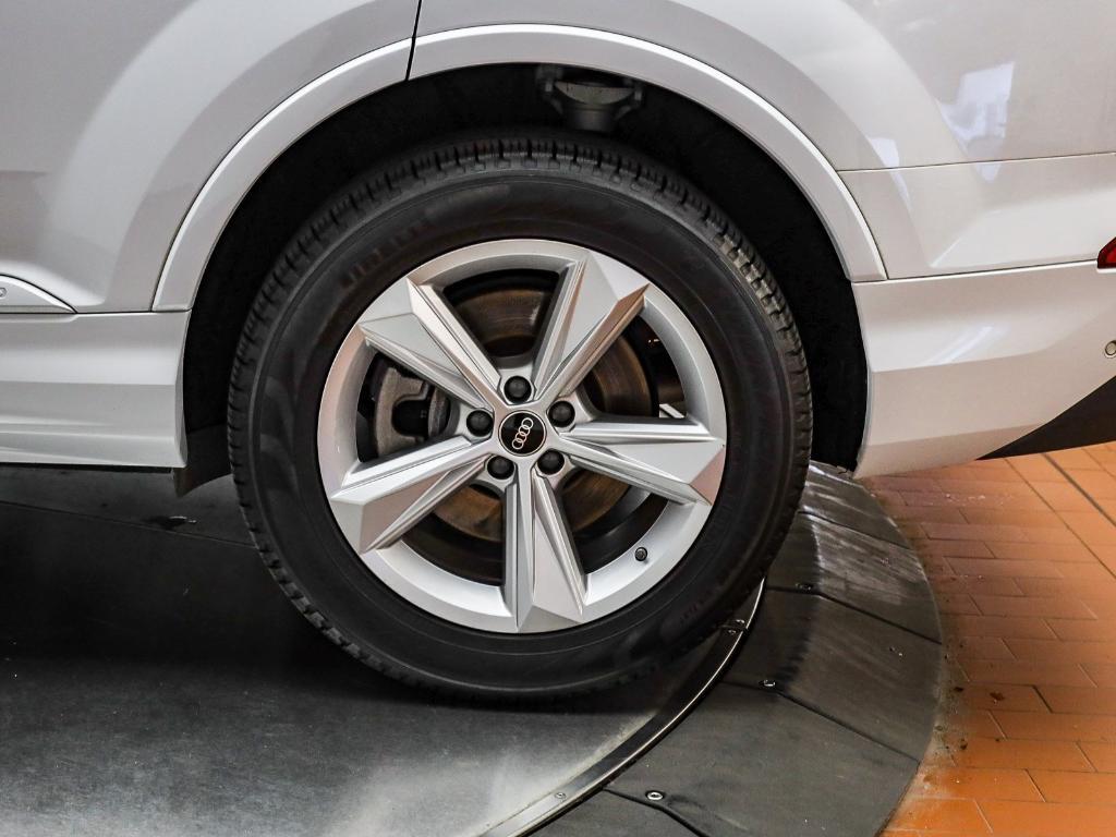 used 2022 Audi Q7 car, priced at $35,502