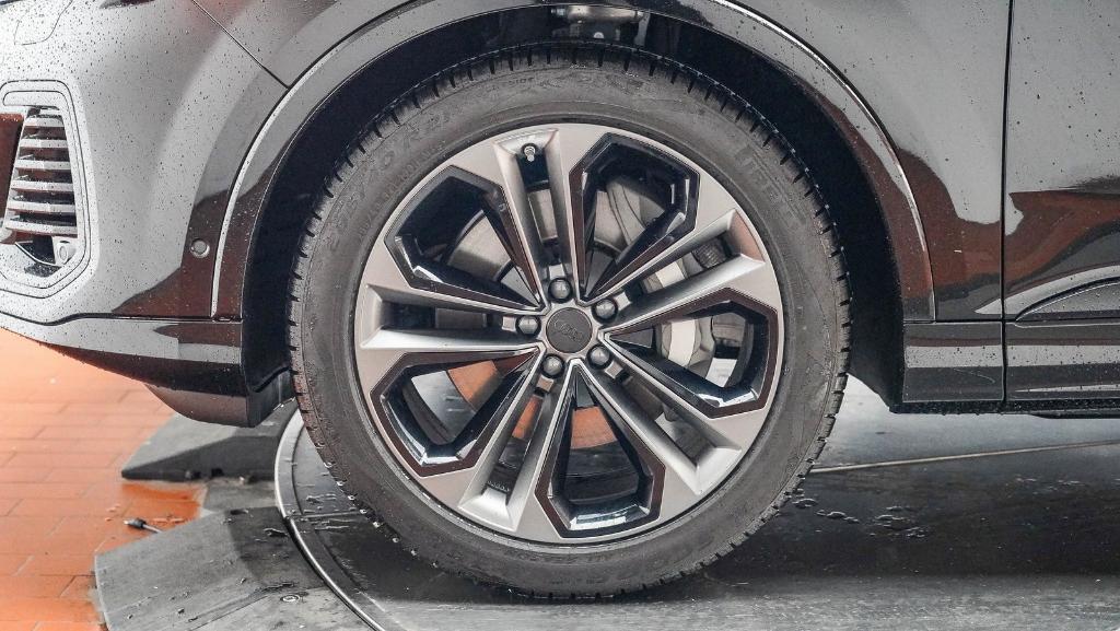 new 2026 Audi Q7 car