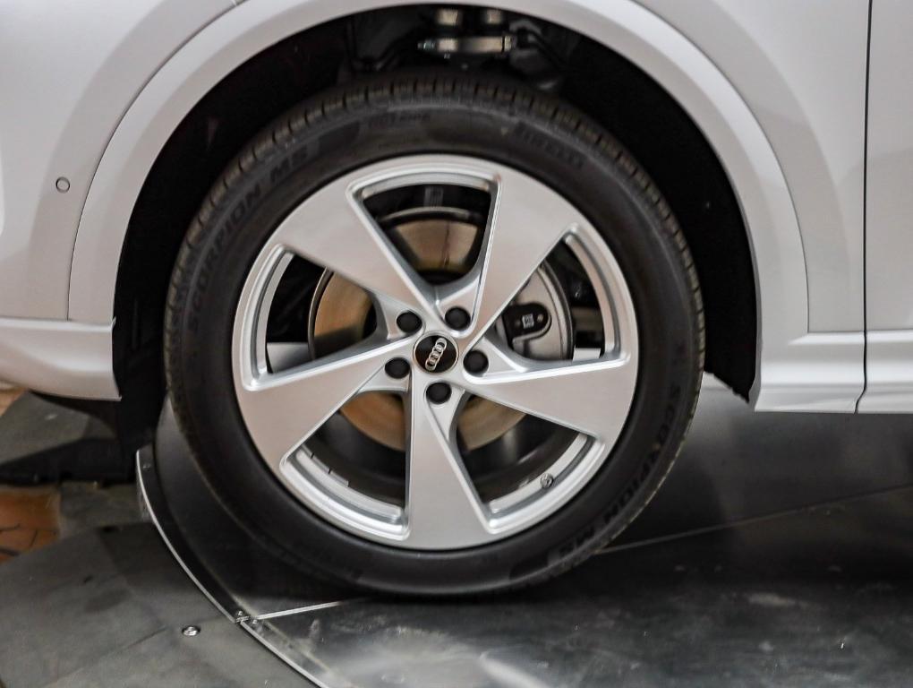 new 2025 Audi Q5 car, priced at $61,150