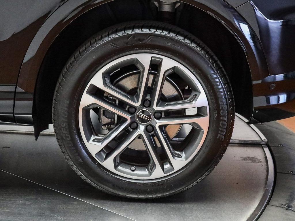 used 2025 Audi Q5 car, priced at $52,350