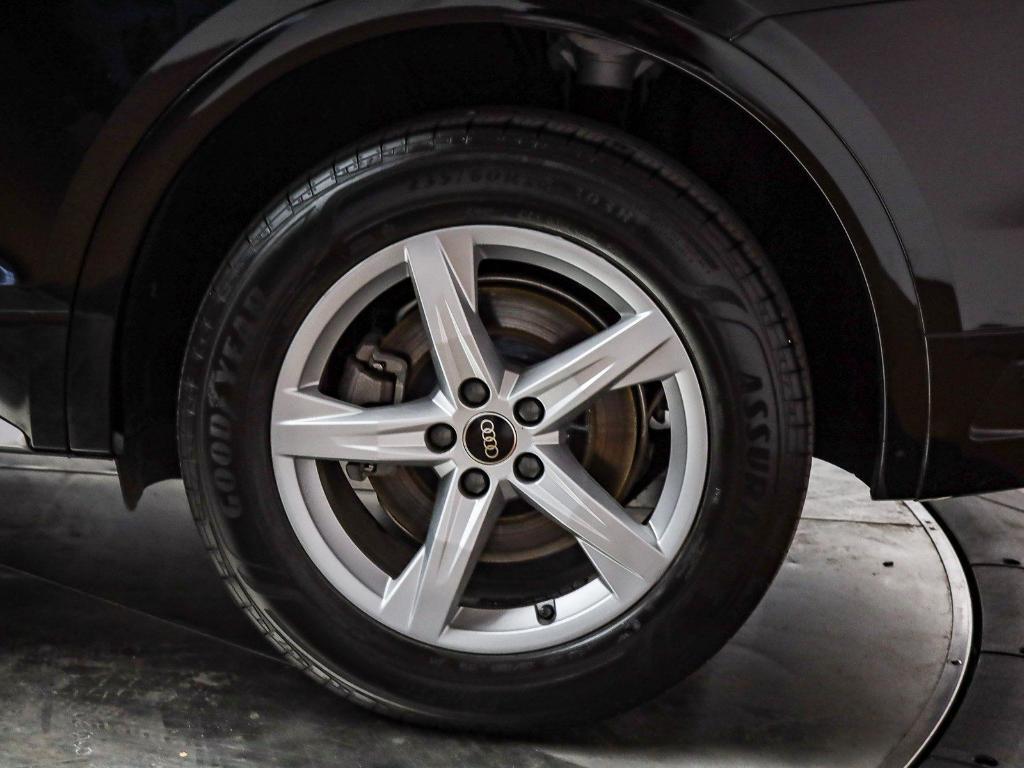 used 2023 Audi Q5 car