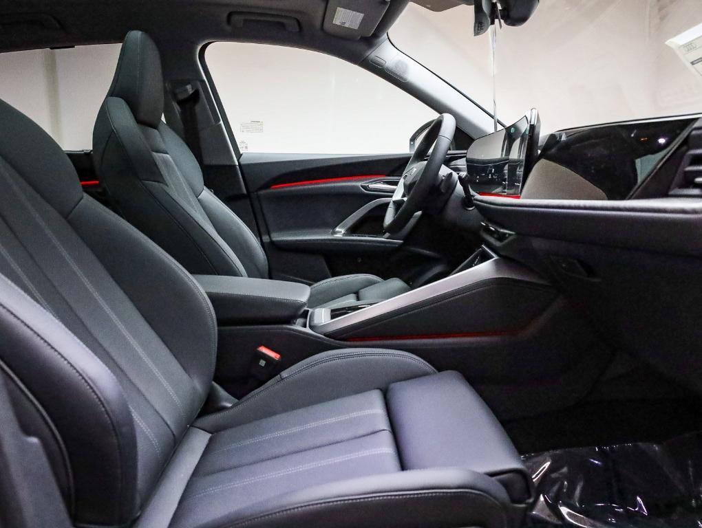 new 2025 Audi Q5 car, priced at $61,240