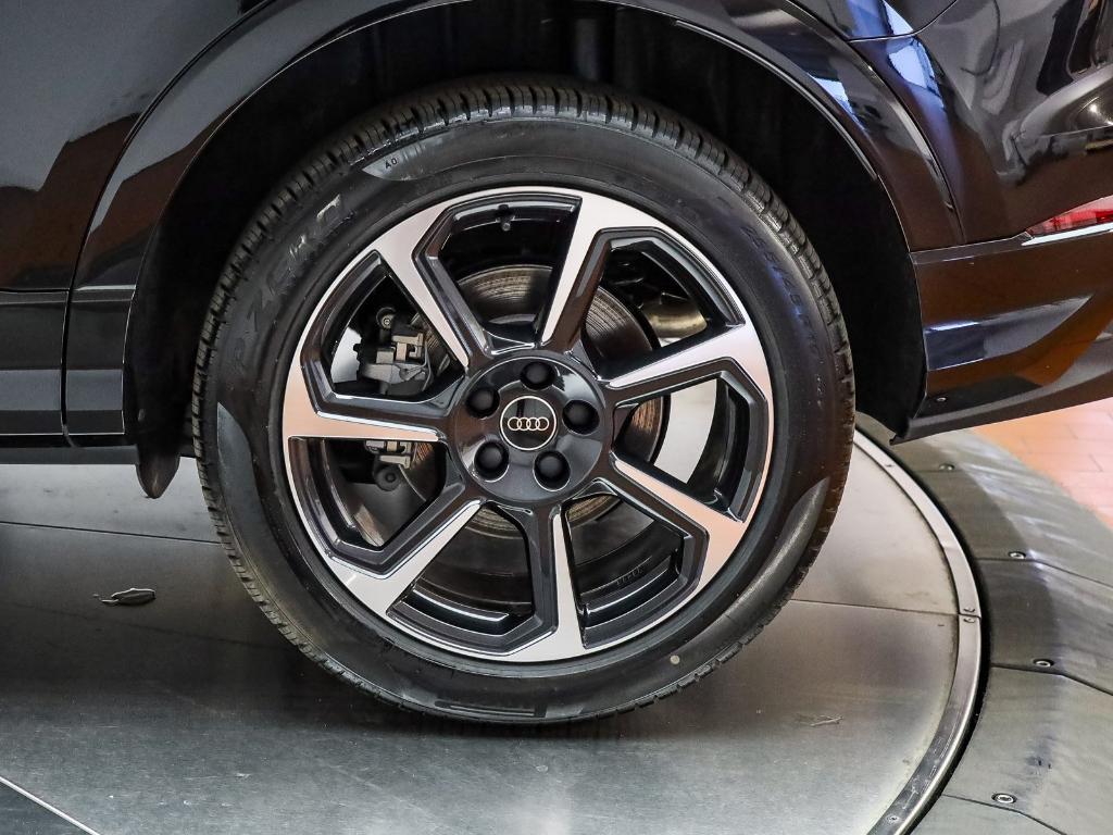 new 2025 Audi Q3 car, priced at $44,475