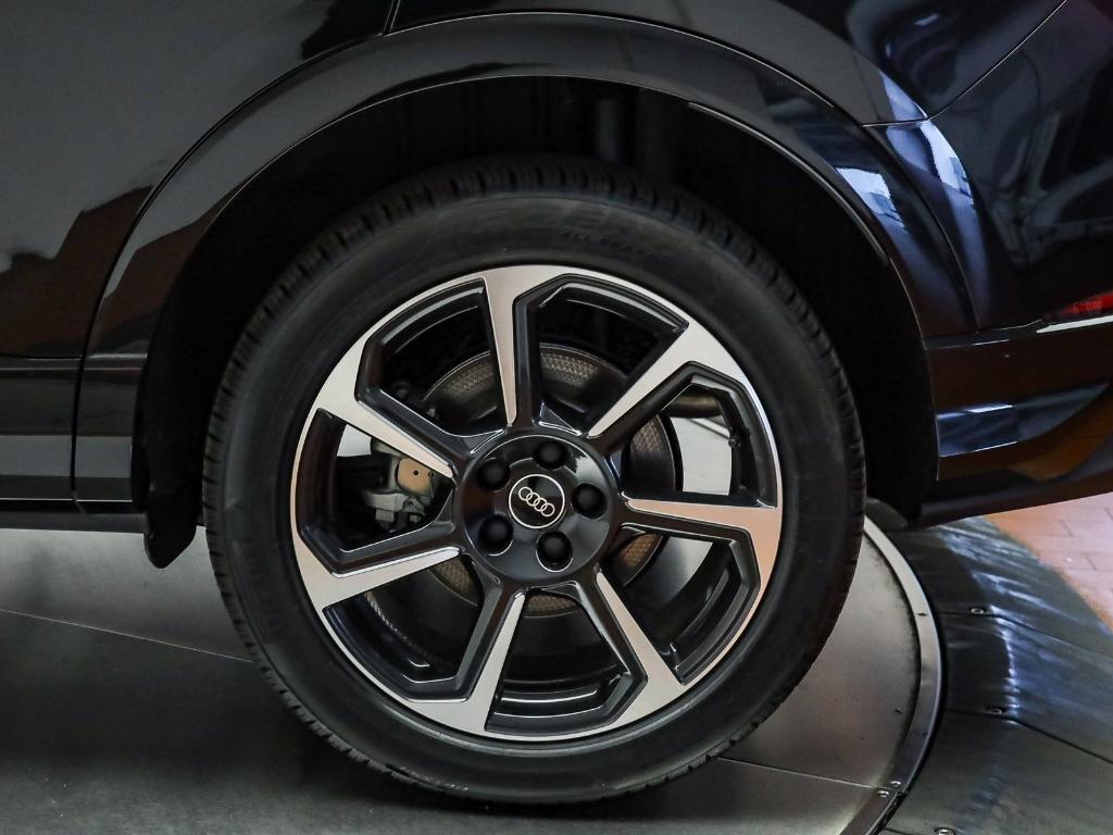 new 2025 Audi Q3 car, priced at $44,475