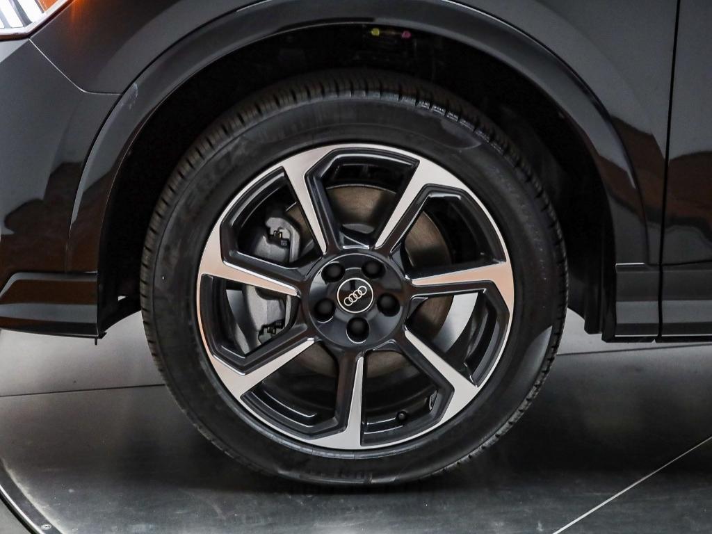 new 2025 Audi Q3 car, priced at $44,475