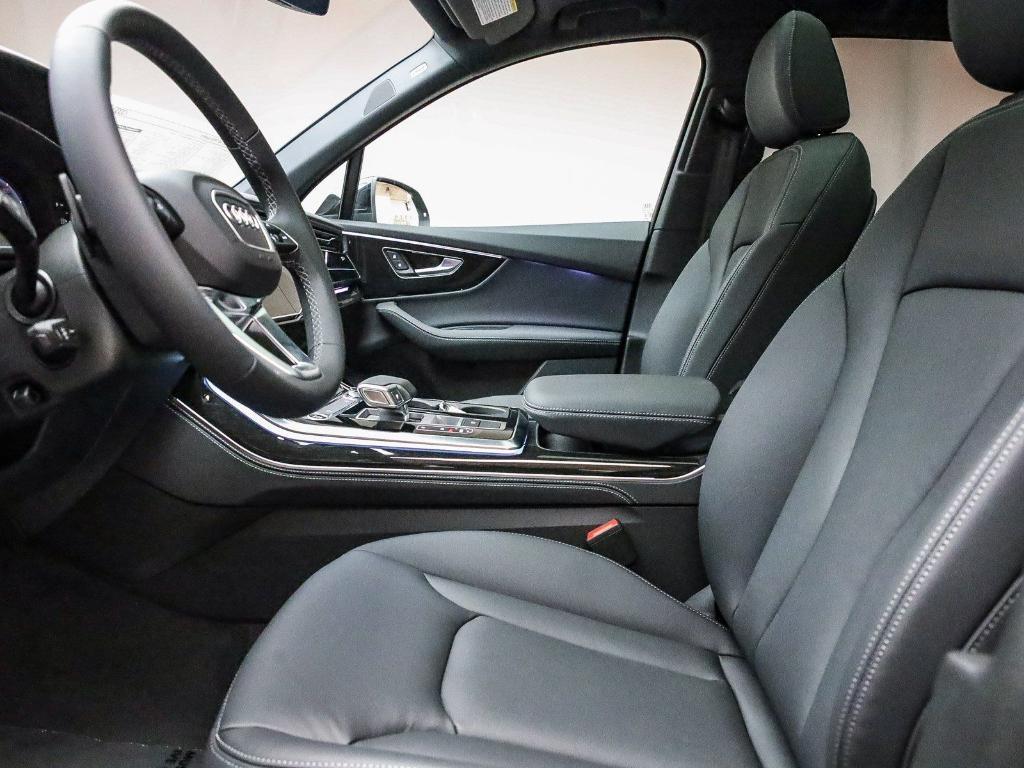 new 2026 Audi Q7 car