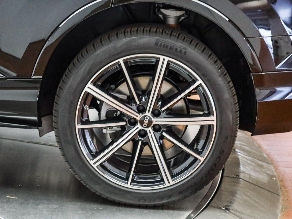 new 2026 Audi Q7 car