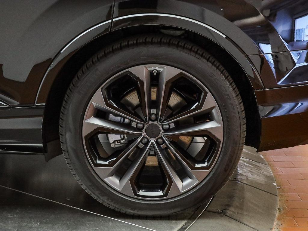 new 2026 Audi Q7 car