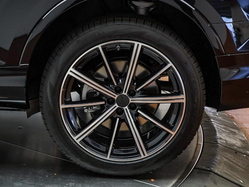 new 2026 Audi Q7 car