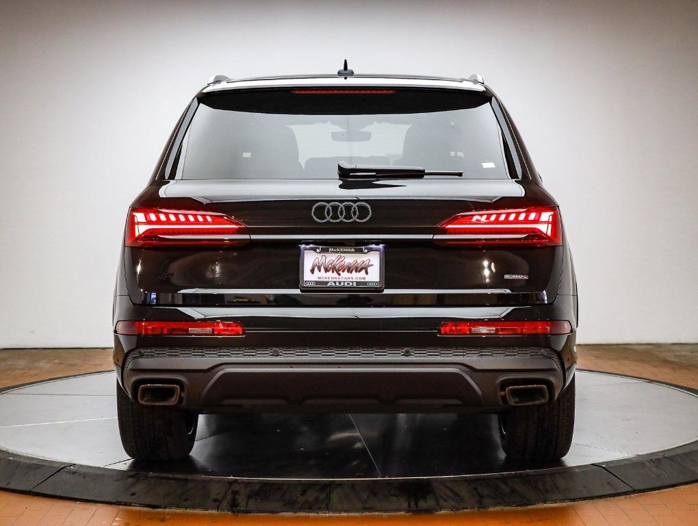 new 2026 Audi Q7 car, priced at $68,227