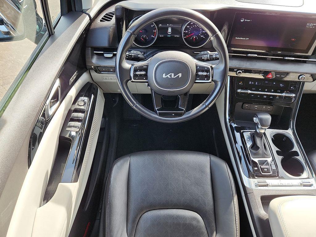 used 2022 Kia Carnival car, priced at $29,448