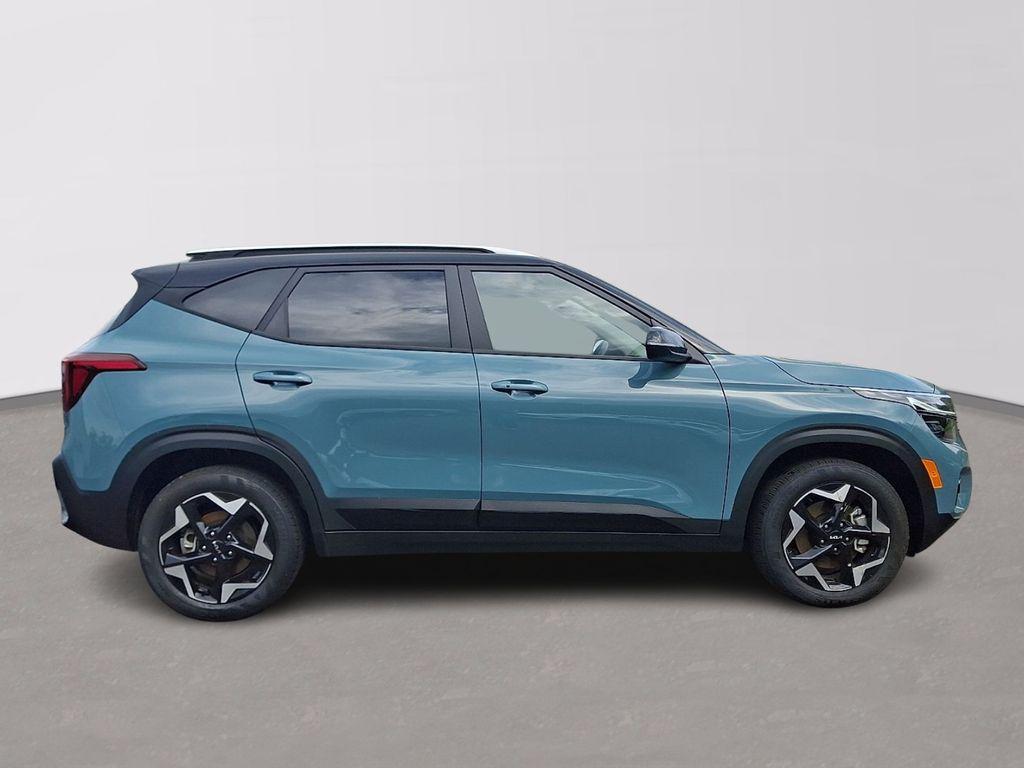 used 2025 Kia Seltos car, priced at $23,769