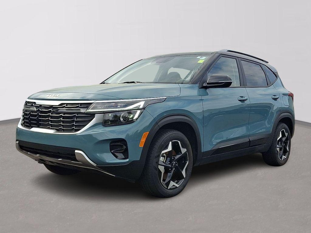 used 2025 Kia Seltos car, priced at $23,769
