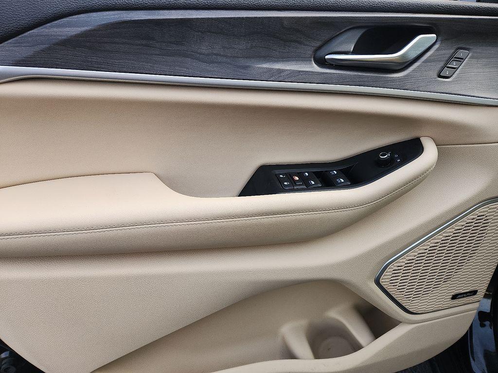 used 2021 Jeep Grand Cherokee L car, priced at $20,967