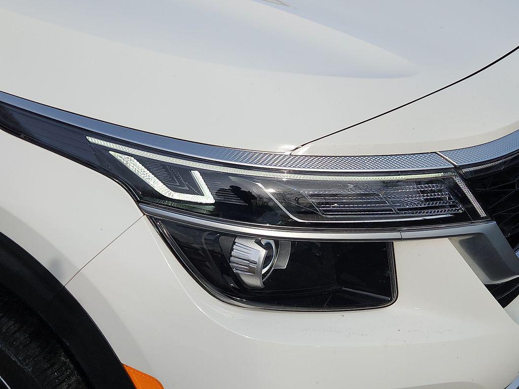 used 2022 Kia Seltos car, priced at $17,848