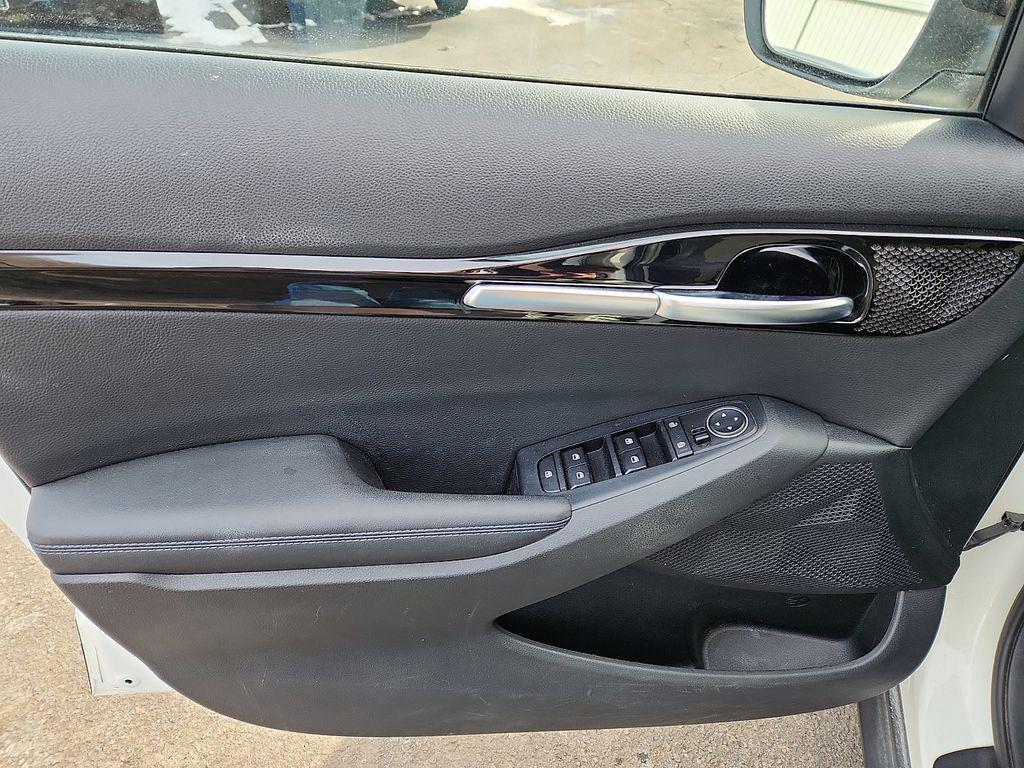 used 2022 Kia Seltos car, priced at $17,848