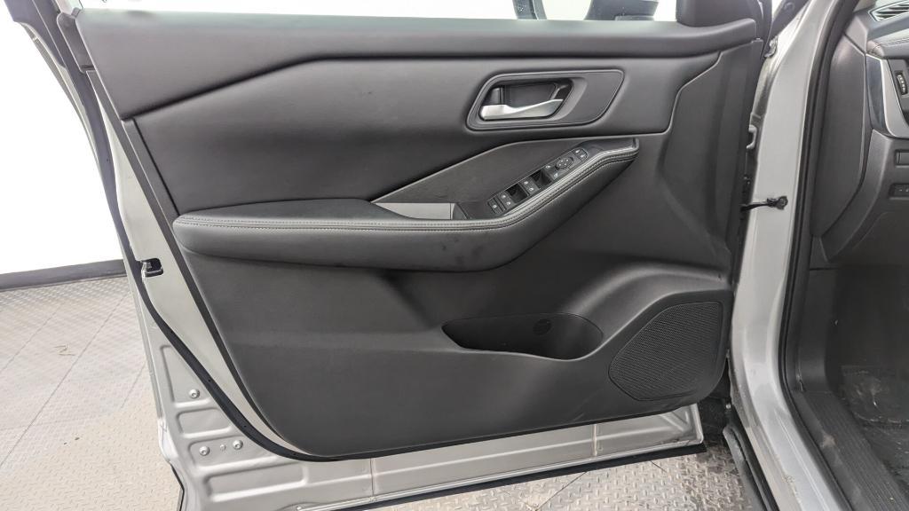 used 2024 Nissan Rogue car, priced at $18,499