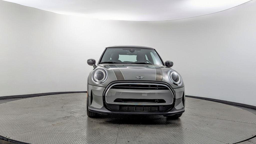 used 2022 MINI Hardtop car, priced at $15,999