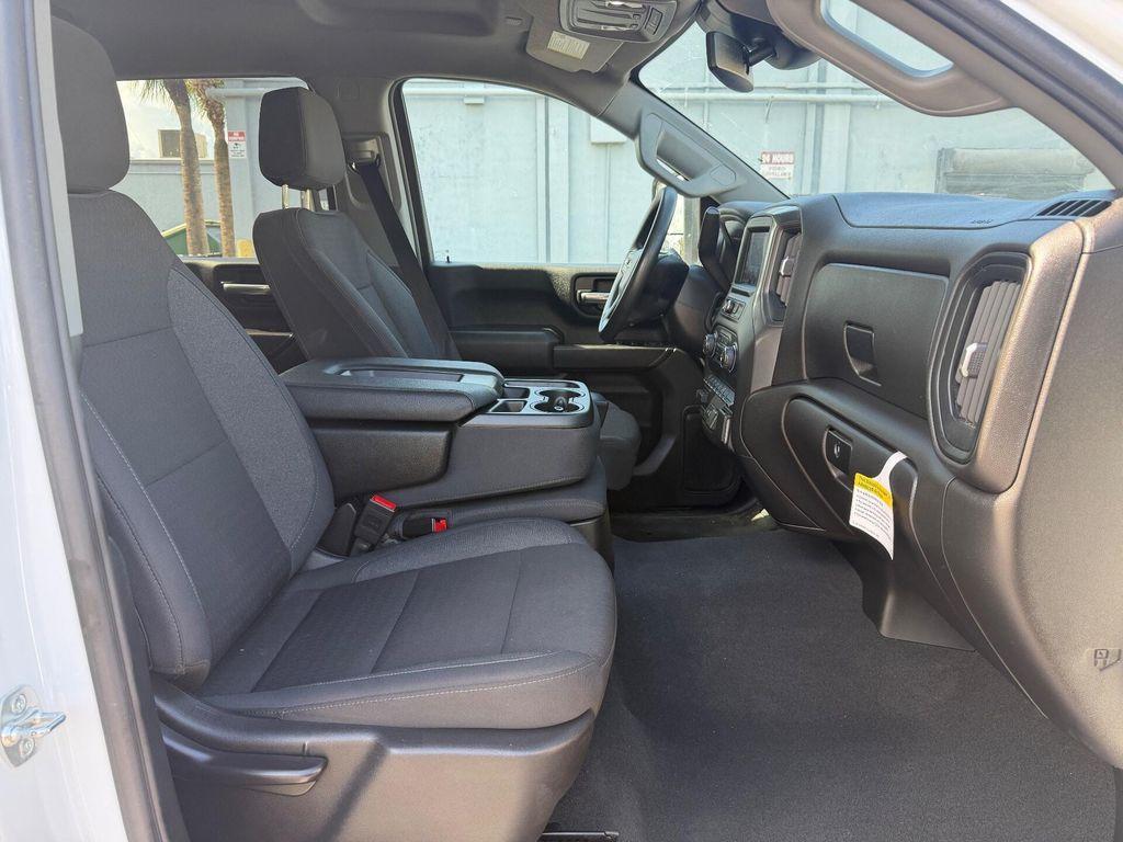 used 2025 Chevrolet Silverado 2500 car, priced at $46,999